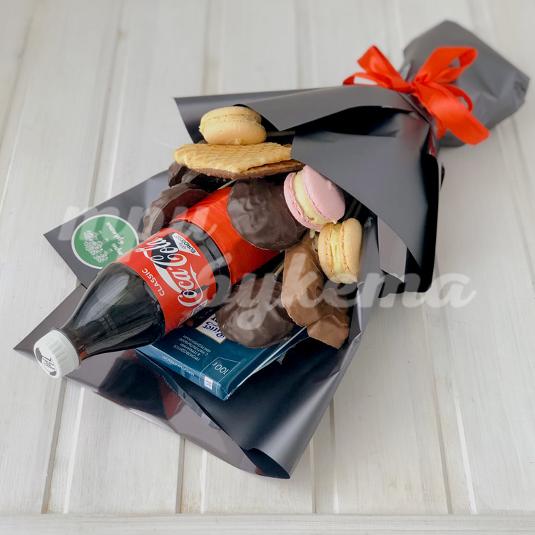 Шоколадный букет (на столе)